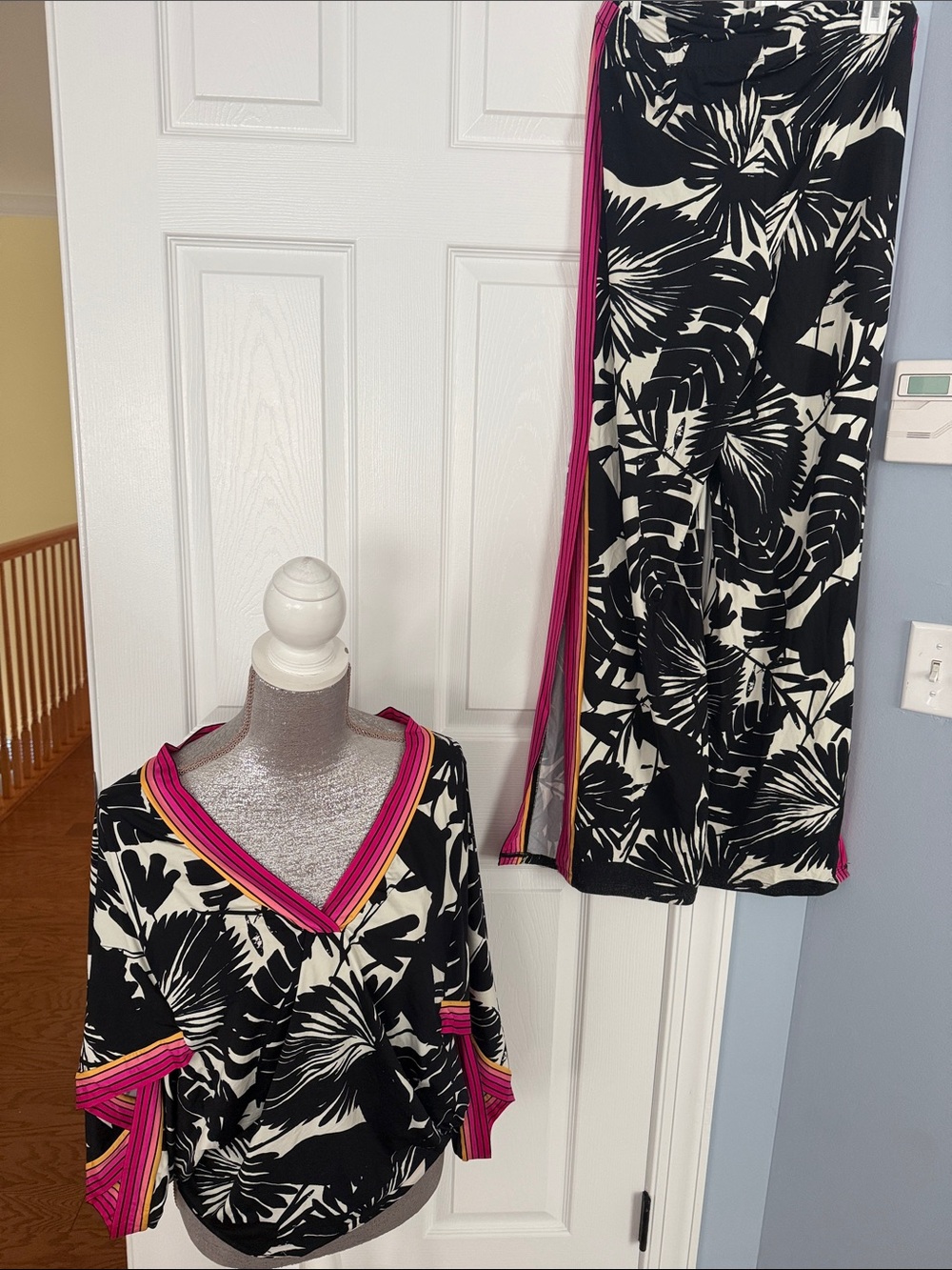 Trina Turk Black & White Palm-Print Wide Leg Pants and Top with Pink Trim